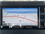 ナビを装備。タッチパネル式で使いやすく、お出かけもラクラクです。