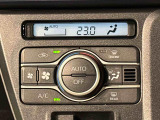 車内空調は&rdquo;AUTOエアコン&rdquo;にお任せ。運転に集中出来ますよ!