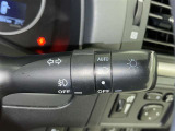 【オートライト】車外の明るさに応じて自動的にライトの点灯・消灯をしてくれます