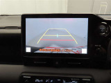 バックモニターを装備しています。車庫入れ時等に車両後方が確認出来るのでとても便利です。