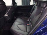 このお車の魅力は運転席だけではありません!!リア席もございます。ぜひ一度ご来店の上、体感してみてください!!