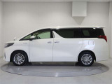アルファード ハイブリッド 2.5 G E-Four 4WD 