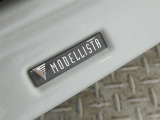 【エアロパーツ】モデリスタ製のフロントスポイラーが装備されてます。