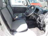 運転席の写真となっております。