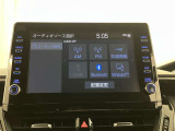 いまや必須装備「ナビゲーション」搭載!知らない場所に、スイスイッとドライブ。なんて便利な機能でしょうか?もう、これなしではハンドルを握れませんね!でも、運転中の操作は危険ですのでご注意ですね♪