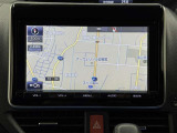 ナビを装備。タッチパネル式で使いやすく、お出かけもラクラクです。