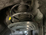 お車を安心してお乗りいただく為には、足回りの定期点検が欠かせません。サービスサポート(有償保証)では無料点検もご提供しており、安心のカーライフをお過ごしいただけるサポート体制が整っています。