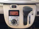温度を設定すれば、自動で車内の温度管理をしてくれる優れものです♪ATミッションで運転楽々