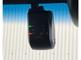 純正ドライブレコーダーを装着しています♪高画質、高機能で、毎日の運転に安心をプラスします!しっかり、録画できるマストアイテムです♪