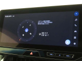 メーカー装着のディスプレイオーディオを装備しております。