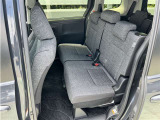 ゆとりある広々とした車内空間は、ドライブを始め買い物やレジャーなど、幅広く活躍します。一人でもみんなとでもお出かけを楽しみましょう!