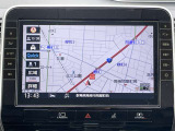 純正後付メモリーナビ(MM519D-L)10インチ大型モニターとブルーレイ再生機能搭載。Bluetooth対応のナビです。スマートフォンにダウンロードしてある音楽を聴いたり電話も可能です!