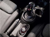 【MINI認定中古車】MINIのご購入はぜひMINI正規ディーラーで!メーカー基準の納車前点検整備を全車実施。規定整備を実施された車両にのみ付帯出来る全国保証。