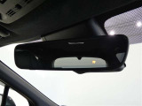 安心装備ドライブレコーダーを装備しています。自車の走行状態を常に録画しています。