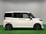 大開口(開口高1,216mm/開口幅597mm)両側スライドドアで乗り降りや荷物の出し入れがとてもスムーズで便利です♪