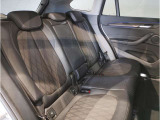 【エアバック】BMWのエアバックやその他の安全装備は、互いに補完しあう事で徹底した安全性を貫きます。万一の事故の際にそれぞれ最適な保護を提供してくれます!