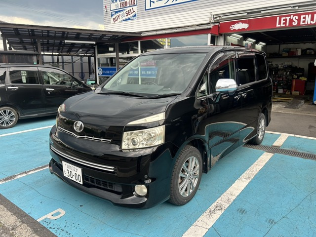 ヴォクシー2.0 ZS 煌II 4WD