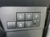 【横滑り防止機能】 車両走行安定補助システム搭載  車が横滑りしそうになった際に、横滑りを防ぐ安全装備が付いています。