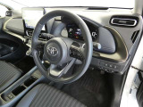 【運転席】運転席周りの画像です。プロの手で隅々までクリーニングしています。ご来店いただき実際に見てみてくださいね☆