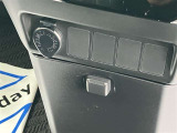 販売するすべての中古車に【ロングラン保証】が付帯します。走行距離無制限・期間は1年間です。保証修理は全国5000箇所のトヨタテクノショップにてお受けいただけます。