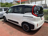 販売するすべての中古車に【ロングラン保証】が付帯します。走行距離無制限・期間は1年間です。保証修理は全国5000箇所のトヨタテクノショップにてお受けいただけます。