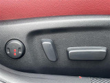 ◆【パワーシート(電動シート)】シートを電動で、前後にスライドまたは上下の高さなどを調整することができます!細かい操作もスイッチ一つでできるので、とても便利です!