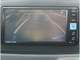 リヤビューカメラで車庫入れも安心です。
