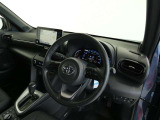 見通しのよいすっきりとした視界で、誰でも運転しやすいです。運転のしやすさは疲れにくさにも繋がりますよ♪