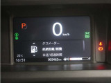 7インチの液晶メーターで、速度表示やHonda SENSING作動表示などを、分かりやすく表示 見やすさを追求したメーターです。