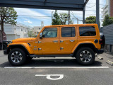 台形のホイールハウスもJeepの特徴。横から見てもJeepだとわかりますね!