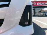 フォグランプがあるのとないとでは違いますよね〜
