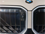 ☆BMWの代名詞とも言える【キドニーグリル】一目見ただけでBMW車であると認識できる確固たるアイコンとして存在感を放ちます☆