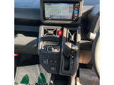 オートエアコンで車内はいつでも快適!