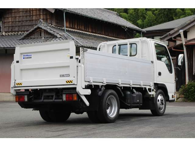 いすゞ エルフ 平ボディ-2tパワーゲート(PG)アルミB の中古車詳細