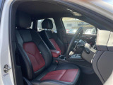 ◆LIBERALAは、輸入車選びの新たなスタイルを提案するインポート・セレクト・ブランドです。オーナー様となる方がクルマから直接感じる感性を第一にした、最良の一台との出会いをコーディネートいたします。