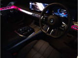 ☆センターパネルを運転席側に僅かに傾けたBMW独特のインパネ☆【駆け抜ける歓び】はここからもスタートしております☆