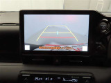 バックモニターを装備しています。車庫入れ時等に車両後方が確認出来るのでとても便利です。
