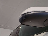 【BMWミラー】視認性の高いスタイリッシュなミラー。自動防眩機能も付いており夜間のドライビングをサポートします。