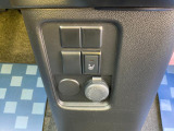 運転席にはシートヒーター機能が付いています。寒い日の心強い味方です♪