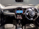 【MINI認定中古車】MINIのご購入はぜひMINI正規ディーラーで!メーカー基準の納車前点検整備を全車実施。規定整備を実施された車両にのみ付帯出来る全国保証。