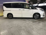 エンジンルーム、室内、クリーニング済みです。厳選したお車を屋内展示場にて展示中☆車両品質には自信がございます!ぜひ一度ご来店ください!!