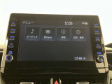 いまや必須装備「ナビゲーション」搭載!知らない場所に、スイスイッとドライブ。なんて便利な機能でしょうか?もう、これなしではハンドルを握れませんね!でも、運転中の操作は危険ですのでご注意ですね♪