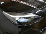 LEDヘッドライトです。デザイン性がよくとても明るいので、夜間の走行や悪天候でも安心です。しかも長寿命!
