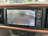 バックガイドモニターで、後方を確認しながら安心して駐車することができます。運転初心者も熟練者も必須の機能ですよ!