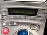 気になるお車がありましたら右の電話番号から直接お店にお問い合わせください。支払方法から車両情報、状態までなんでもご説明させて頂きます。スタッフ一同ご連絡お待ちしております。