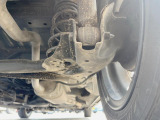 お車を安心してお乗りいただく為には、足回りの定期点検が欠かせません。サービスサポート(有償保証)では無料点検もご提供しており、安心のカーライフをお過ごしいただけるサポート体制が整っています。