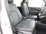 運転席からの視界も是非一度体感してみて下さいませ(^^)/