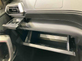 弊社では、お車を納車してからが本当のお付き合いのスタートだと思っています。お客様に頼りにされる「お店」を目指しています!