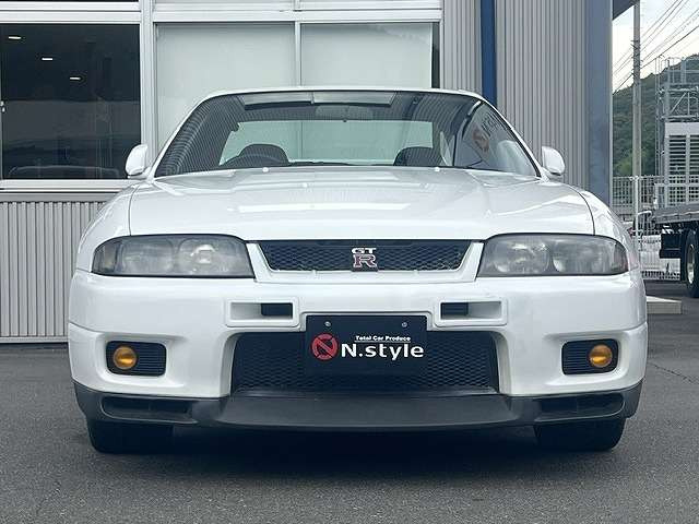 1996 Nissan Skyline GT-R 2.6 V-Spec 4WD photo 2