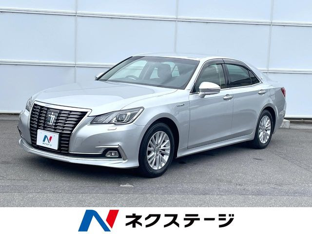 クラウン ハイブリッド 2.5 ロイヤルサルーンG 